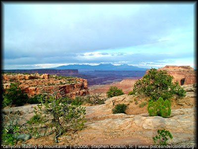 canyonlands national park, photo by stephen conklin, jr. of pisceandelusions.org