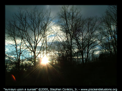 "sunrays upon a sunset" | &copy;2005, Stephen Conklin, Jr. | www.pisceandelusions.org