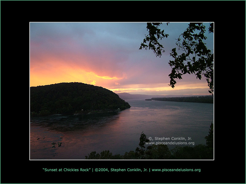 Sunset at Chickies Rock, by Stephen Conklin, Jr. - www.pisceandelusions.org